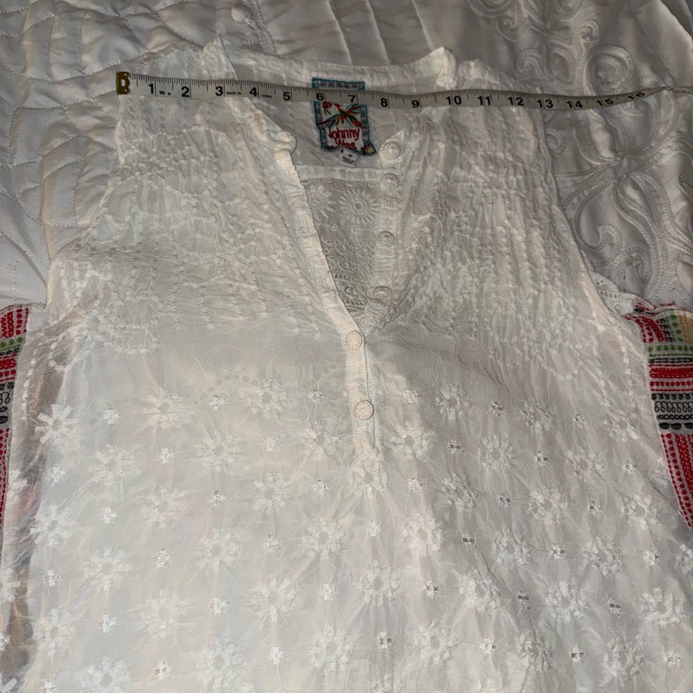 Johnny Was Turia White Embroidered Eyelet Boho Tank Top Medium Excellent - Picture 14 of 17